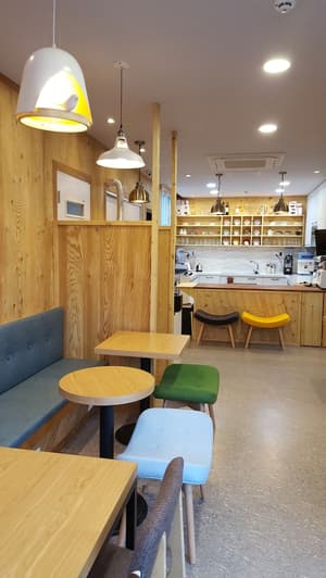 thumbnail: Interior