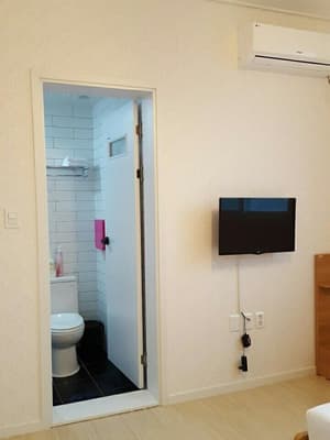 thumbnail: Bathroom shower