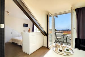 thumbnail: Balcony
