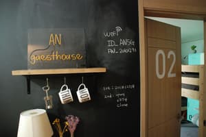 thumbnail: Interior entrance