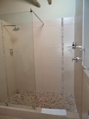 thumbnail: Bathroom shower