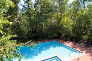 thumbnail: General view