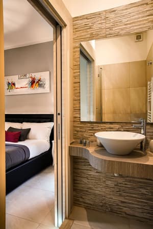 thumbnail: Bathroom sink