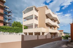 thumbnail: General view