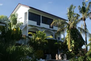 thumbnail: Front of property