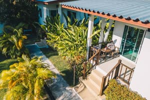 thumbnail: Exterior