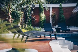 thumbnail: Sundeck