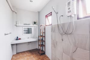 thumbnail: Bathroom