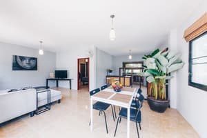 thumbnail: In-room dining