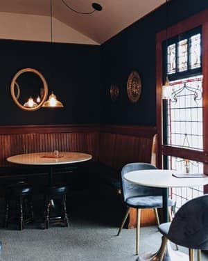 thumbnail: Restaurant