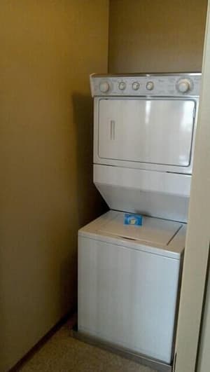 thumbnail: Laundry room