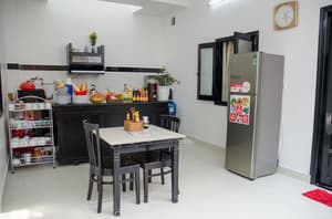thumbnail: Breakfast area