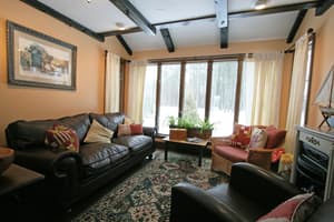 thumbnail: Interior detail