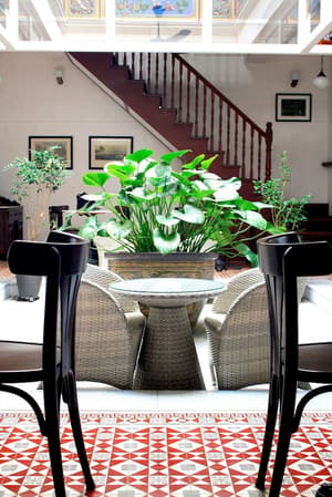 thumbnail: Interior detail