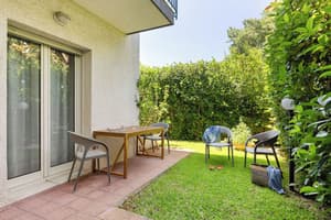 thumbnail: Terrace/patio