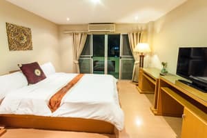 thumbnail: Room