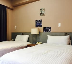 thumbnail: Room