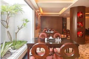 thumbnail: Interior