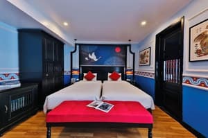 thumbnail: Room