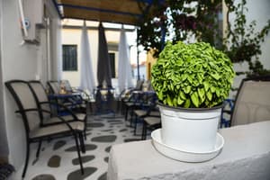 thumbnail: Restaurant-cafeteria