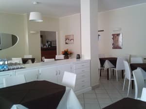 thumbnail: Dining