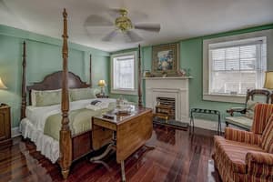 thumbnail: Private kitchenette
