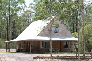 thumbnail: Exterior detail