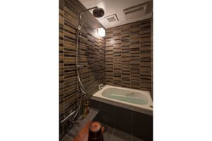 thumbnail: Bathroom