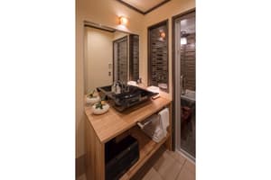 thumbnail: Bathroom