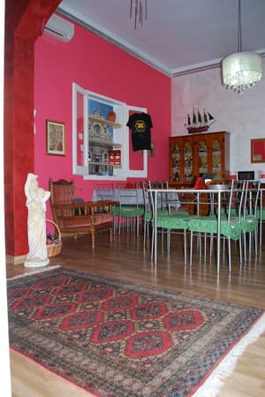 thumbnail: Breakfast area