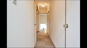 thumbnail: Lobby