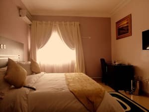 thumbnail: Interior entrance