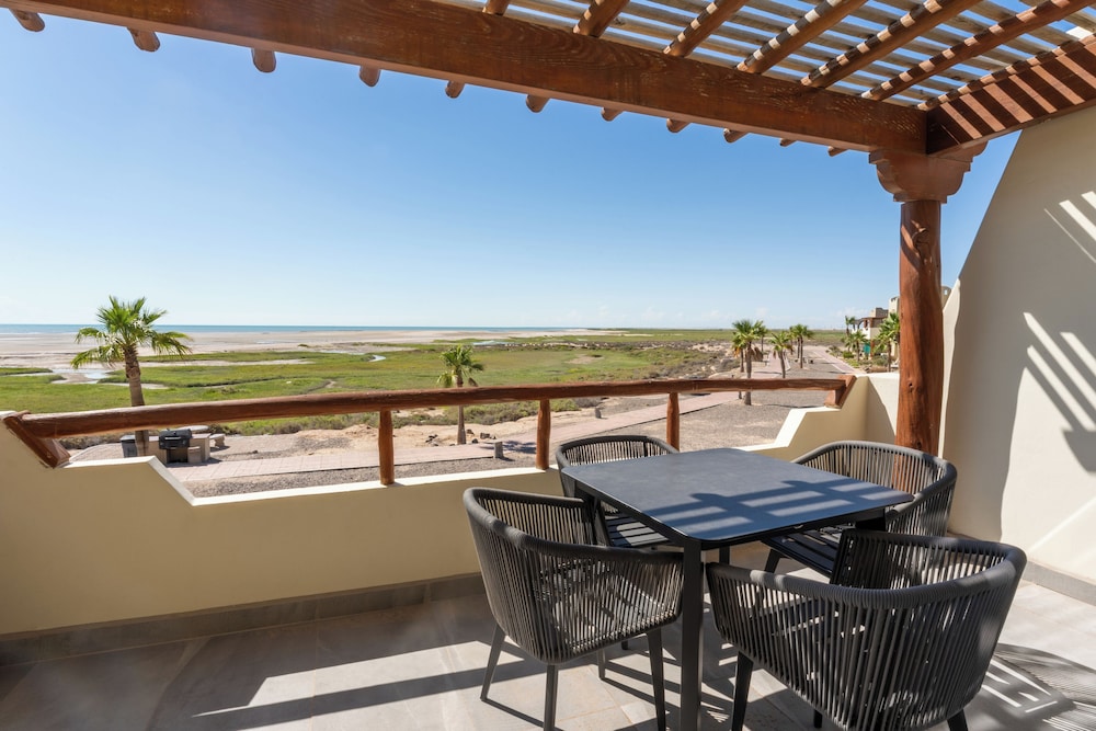 Beach/ocean view