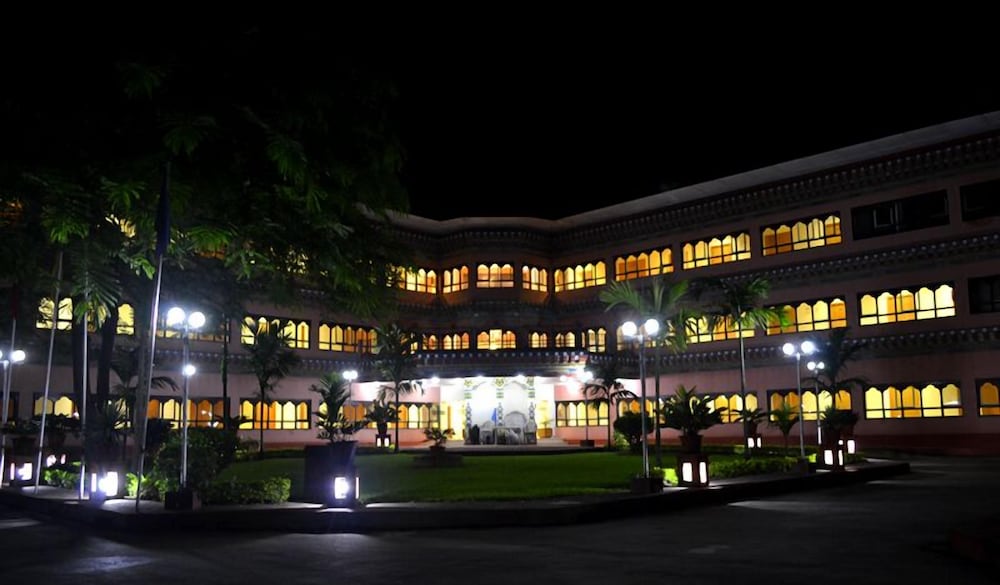 Front of property - evening/night