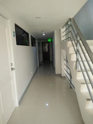 thumbnail: Hallway