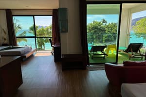 thumbnail: Room