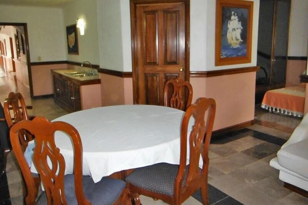 Room service - dining