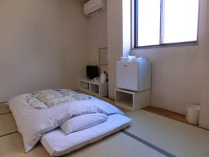 thumbnail: Room
