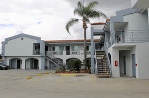 thumbnail: Exterior