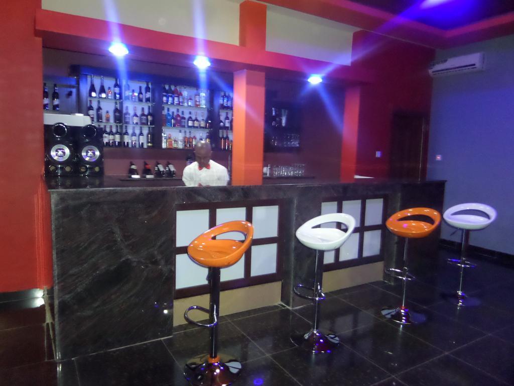 Restaurant-cafeteria