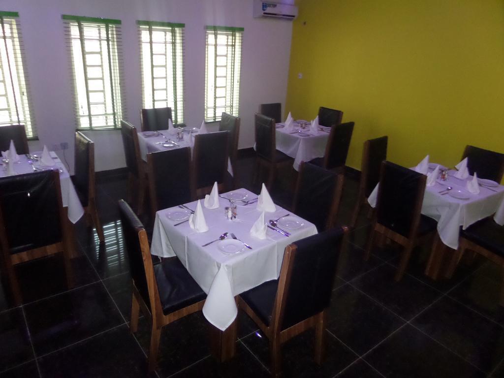 Restaurant-cafeteria