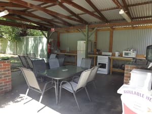 thumbnail: Outdoor dining