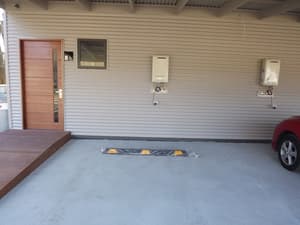 thumbnail: Parking