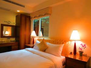 thumbnail: Room