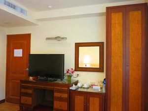 thumbnail: Room