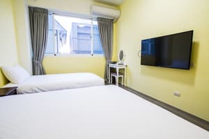 thumbnail: Room