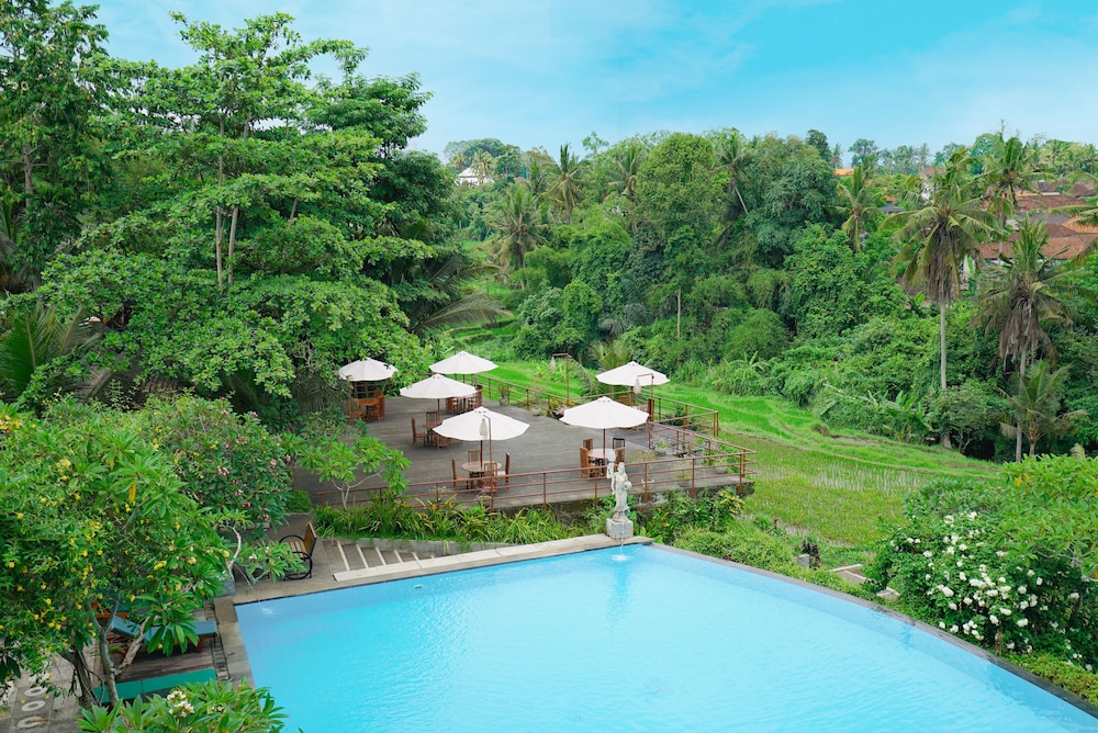 Infinity pool