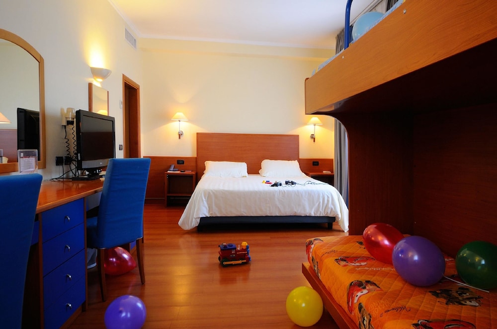 Children's theme room