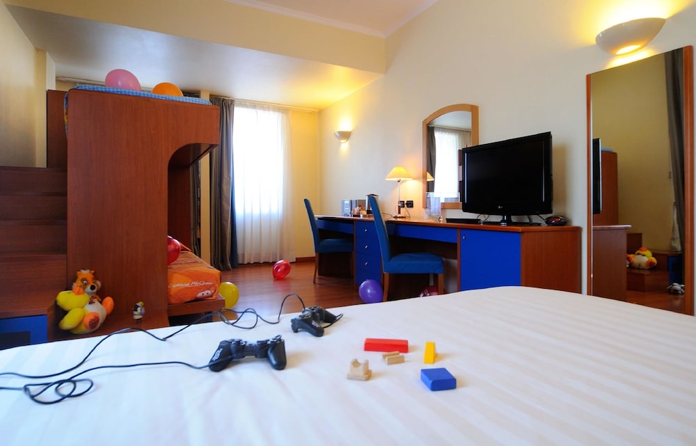 Children's theme room