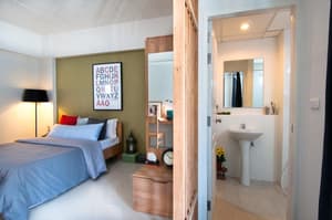 thumbnail: Room